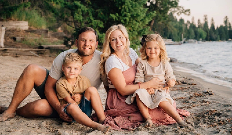 img-meet-Dr. Taylor Zollinger